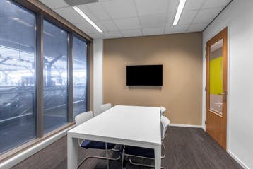 Kantoorruimte in Central NS International - Regus Express, Verzenden