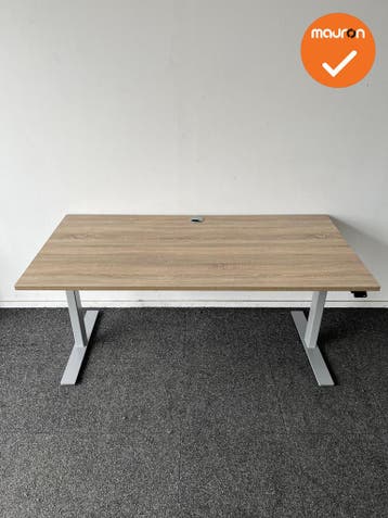 LINAK elektrisch zit-sta bureau - Zilvergrijs onderstel - ma, Werkplek, Ophalen of Verzenden, Gebruikt, Bureau