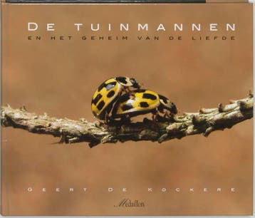 De tuinmannen en het geheim van de liefde / Medaillon, Boeken, Verzenden, Zo goed als nieuw, Geert de Kockere