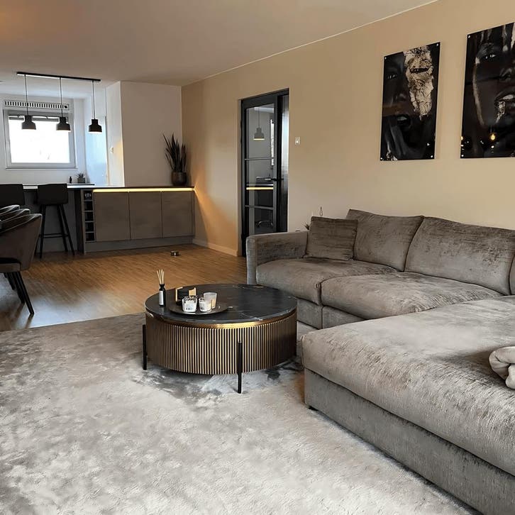 Appartement in Almere gevonden voor €2450,- pm, Huizen en Kamers, Huizen te huur, Direct bij eigenaar, Almere, Appartement