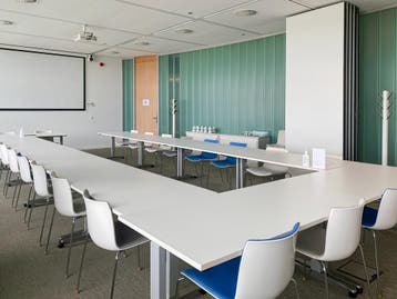 Kantoorruimte in Regus The Base, Verzenden