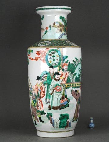Vaas - Porselein - China - Grote Famille Verte paviljoenvaas