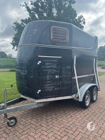 Polyester Blomert  2-paards met alu bodem!, Dieren en Toebehoren, Paarden en Pony's | Trailers en Aanhangwagens, Ophalen, Zo goed als nieuw