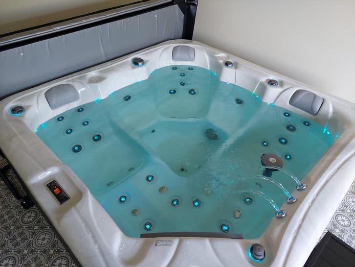 ACTIE SPA | luxe 5 persoons Jacuzzi Sienna, Tuin en Terras, Bubbelbaden en Hottubs, Nieuw