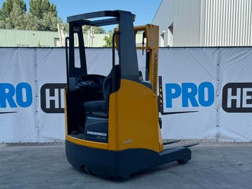 Jungheinrich ETV110-455DZ (2006) compact en lage uren +VIDEO, 1000 tot 2000 kg, Elektrisch, Reachtruck, Jungheinrich