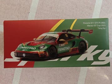 Spark 1:64 - Modelauto - Porsche 911 GT3 R Macau GT Cup 2023, Nieuw