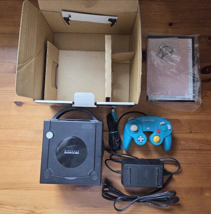 Nintendo - Nintendo GameCube console set – Japanese release, Spelcomputers en Games, Spelcomputers | Overige Accessoires