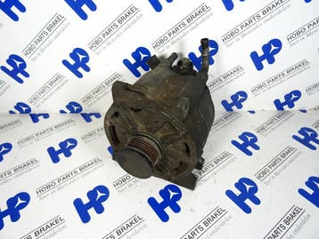 Dynamo A 668 154 0202 - 150A o.a: Vaneo w414, A-klasse w168, Ophalen of Verzenden, Gebruikt, Mercedes-Benz