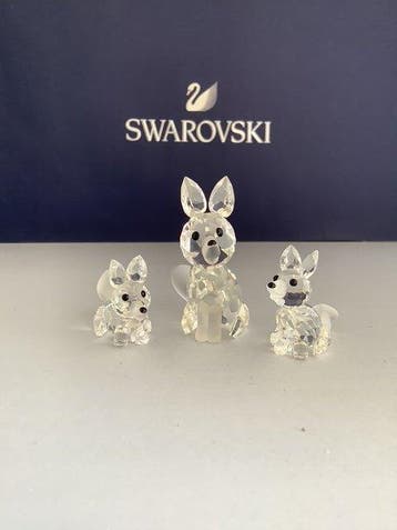 Beeldje, Swarovski - Vos groot, sluipend en zittend -