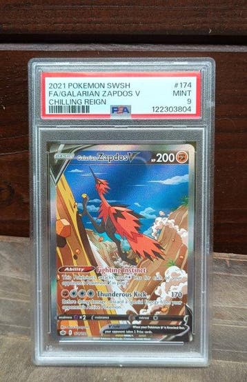 Pokémon - 1 Graded card - Galarian Zapdos 174/198 Foil, Full, Nieuw