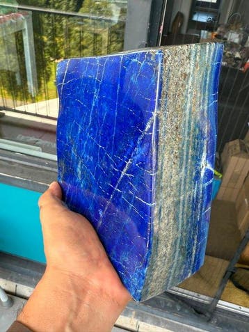 Grote gepolijste lapis lazuli vrijvormige display steen-