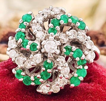 Ring - 18 karaat Witgoud Smaragd - Diamant, Nieuw