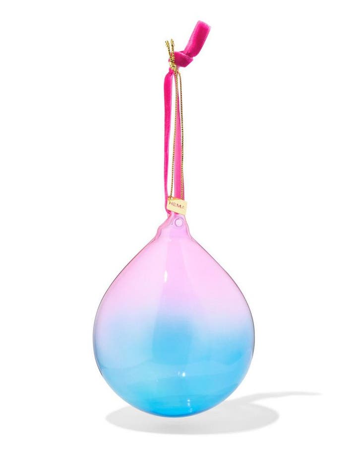 HEMA Kerstbal 8cm glas gradient rood-roze laag geprijsd, Diversen, Kerst, Nieuw, Verzenden