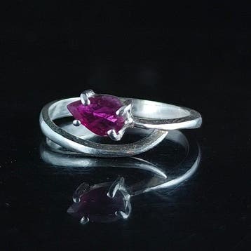 Robijn - Zilver - Ring met amulet - instelbare ABUNDANCiA