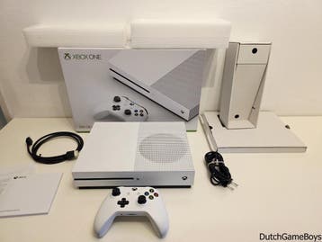 XBOX One S - Console - 500GB - White, Spelcomputers en Games, Spelcomputers | Xbox One, Verzenden, Gebruikt