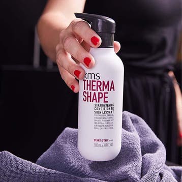 KMS Hair Therma Shape Straightening Conditioner - 300ml, Ophalen of Verzenden, Nieuw, Shampoo of Conditioner