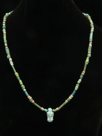 Oud-Egyptisch Ketting gemaakt van glazen en