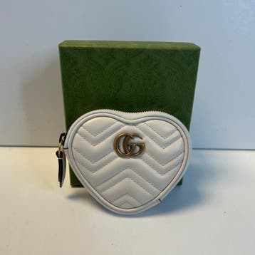 Gucci GG Marmont heart-shaped Coin Purse Wit | Portemonnee, Overige merken, Wit, Nieuw, Ophalen of Verzenden
