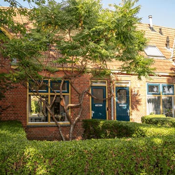 Huis in Groningen gevonden voor €2000,- pm, Huizen en Kamers, 50 m² of meer, Groningen