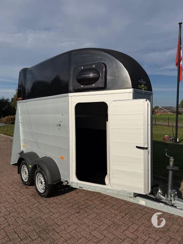 Prachtige Vol-alu Humbaur 1,5 Paards 2019!, Ophalen, Zo goed als nieuw, Aluminium, 1½-paards trailer