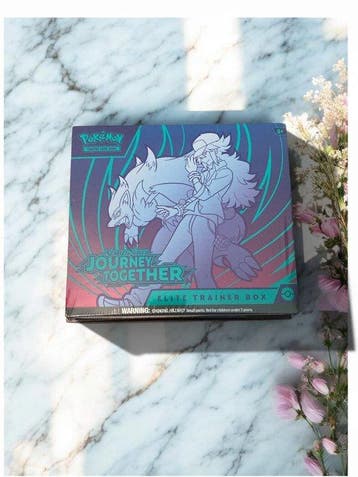 Pokémon - 1 Elite trainer box - Journey Together Elite, Hobby en Vrije tijd, Verzamelkaartspellen | Pokémon, Nieuw