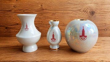 3 Olympic era 1980 USSR vases - Minskij Farforovij Zavod, Nieuw
