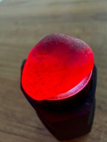 Robijn Pigeon Blood Ruby! 38,45 Ct. Mozambique Grote