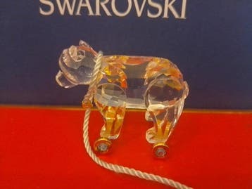 Swarovski - Beeldje - Teddybear on Wheels - 253447 - Box -
