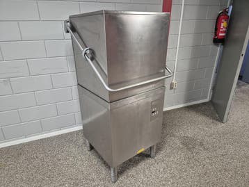 Electrolux doorschuifvaatwasmachine, Gebruikt, Reinigen