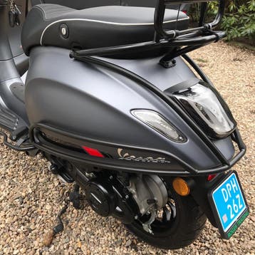 Valbeugel Achter- / Zijscherm voor Vespa Sprint / Primavera, Ophalen of Verzenden, Nieuw