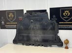VW GoLf VII beschermplaat bodem bj.2016 art.5Q0825236, Gebruikt, Volkswagen