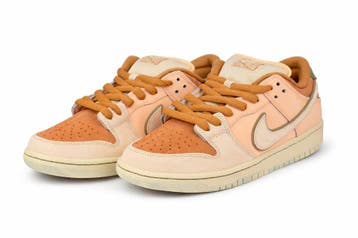 MOET WEG! SUPERSALE! Nike SB Dunk | Trocadéro Gardens | 42.5, Nike, Nieuw, Ophalen of Verzenden, Sneakers of Gympen