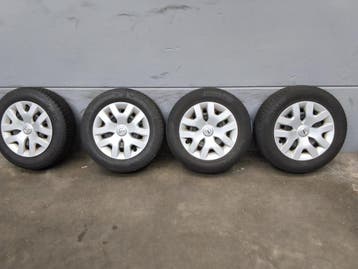 Nissan Qashqai winterset 16 inch Continental 4,9 mm, 16 inch, Banden en Velgen, Personenwagen, Gebruikt