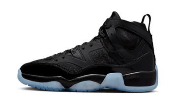 Jordan Jumpman Two Trey Black University Red, Nieuw