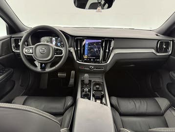 Volvo S60 2.0 B4 R-Design Black Optic | Pano | Virtual |, Automaat, Euro 6, Elektrisch, Nieuw