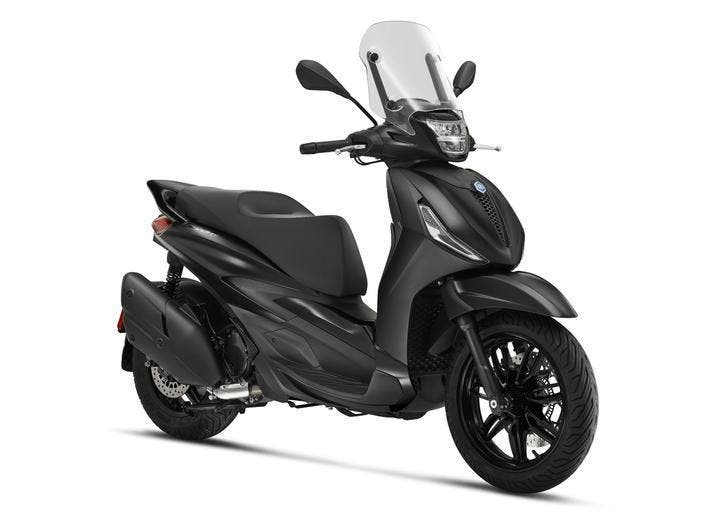 Aktie!  Nieuwe Piaggio Beverly 400 Black Special Edition, Motoren, Motoren | Piaggio, Scooter, Minimaal motorrijbewijs A2