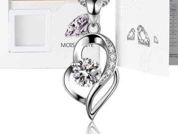 Zilveren ketting met moissenaite, Nieuw, Ophalen of Verzenden, Met hanger, Zilver