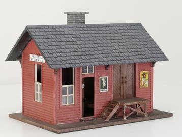 POLA 330933 Cripple Creek station Gebouwd model, met LED..., Ophalen of Verzenden, Gebruikt