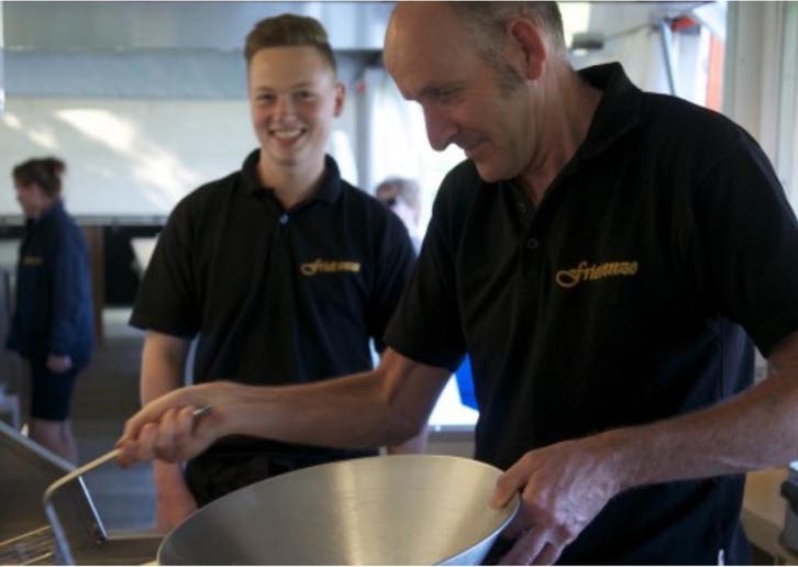 Huur een Frietkraam op locatie | Mobiele Frietkar/Snackwagen, Diensten en Vakmensen, Restaurants en Cateraars, Cateraar, Kraam