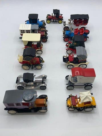 Rami / Ziss-Model / Safir / Estetyka Toy Car / Volvo 1:43 -, Nieuw