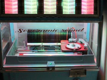 AMI F-120 jukebox uit 1954 – origineel &amp; perfect werkend, Ophalen, Gebruikt, 1950 tot 1960, Ami