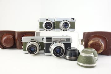 Carl Zeiss Jena VEB 4x Werra: 3x olive Zeiss Tessar 2,8/50mm, Nieuw