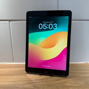 Apple iPad (6th Generation) 32GB Wifi + Cellular - Mobiele, Nieuw