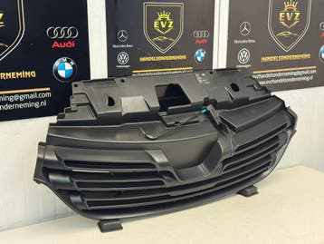 Renault Trafic Grille bj.2016 art.623108673R, Gebruikt, Voor, Renault