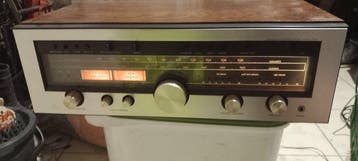 Luxman - R-1050 AM/FM stereo Solid state stereo receiver, Nieuw