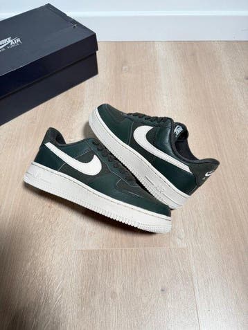 Nike - Sneakers - Maat: EU 37.5 - Nieuw met tags, Nieuw
