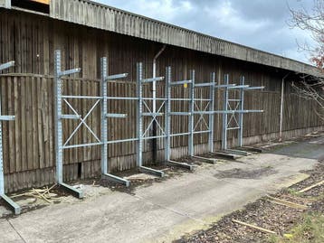 Veiling: Enkelzijdige Draagarmstelling 21x42, Ophalen, Gebruikt