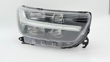 Volvo XC40 LED rechter koplamp rechts 32293923, Ophalen, Gebruikt, Volvo