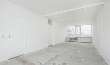 Te Huur 4 Kamer Appartement Troelstrakade In Den Haag, Huizen en Kamers, Den Haag, Den Haag, Direct bij eigenaar, Appartement