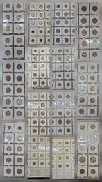 India. Album met +/- 200 munten (Zonder minimumprijs)